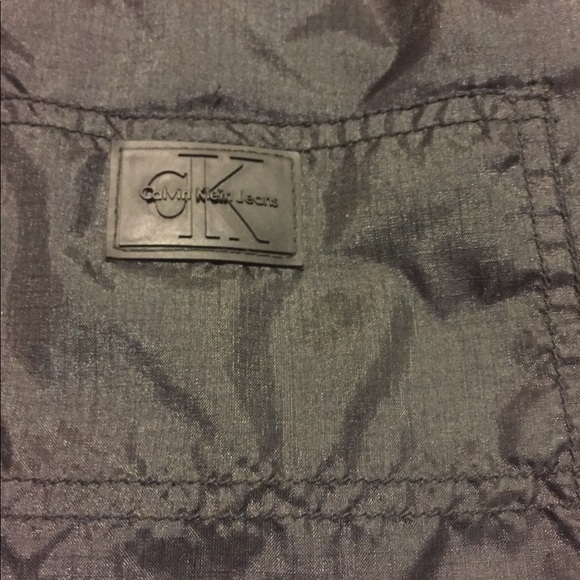 Black Calvin Klein Vest - Picture 4 of 4